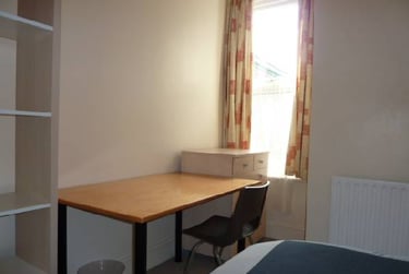 4 bed house, Empshott Road, Southsea, Portsmouth, PO48BY - Image 9